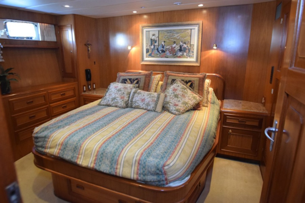 Grand Alaskan-64 Pilothouse 1999-SOFT TOUCH Fort Lauderdale-Florida-United States-Master Stateroom-2183984