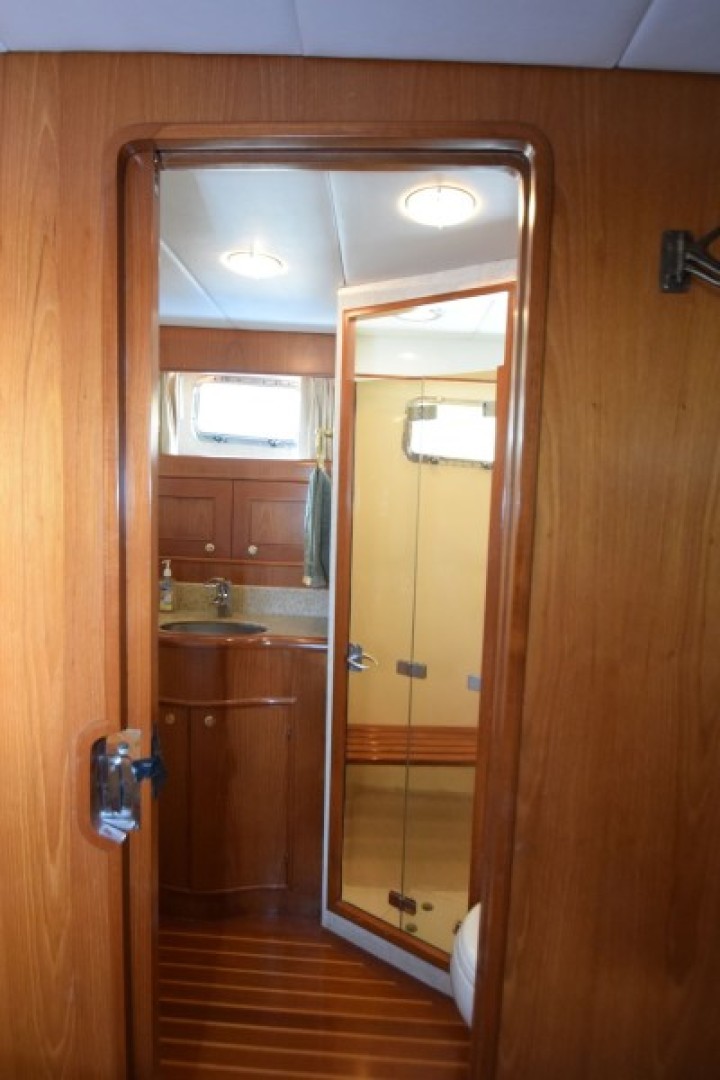 Grand Alaskan-64 Pilothouse 1999-SOFT TOUCH Fort Lauderdale-Florida-United States-Master Stateroom En-Suite Head-2183987 | Thumbnail