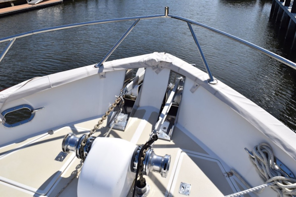 Grand Alaskan-64 Pilothouse 1999-SOFT TOUCH Fort Lauderdale-Florida-United States-Windlass And Anchor System-2183992