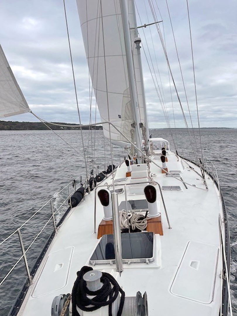 Alden-Palmer Johnson 78 1984-SIROCCO Somerset-Massachusetts-United States-Looking Aft, Under Sail-2251573 | Thumbnail