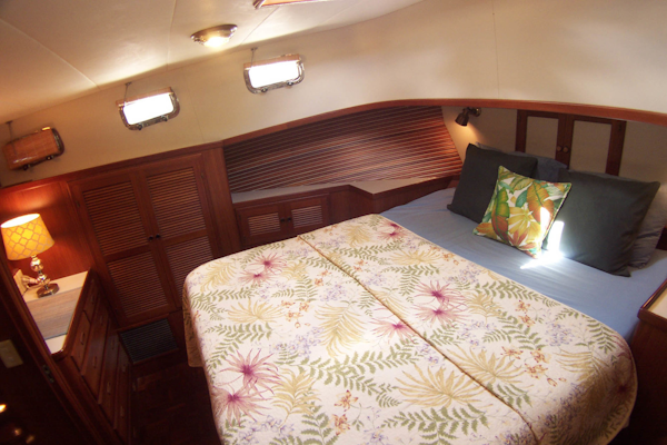 Kadey-Krogen-Trawler 1999-LINDA K Stuart-Florida-United States-Master Stateroom to Portside-2476020