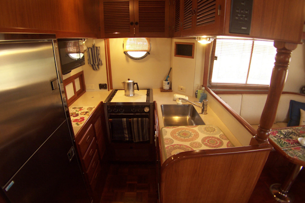 Kadey-Krogen-Trawler 1999-LINDA K Stuart-Florida-United States-Galley to Starboard-2475994