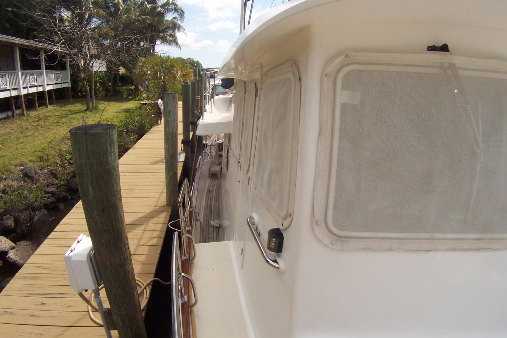 Kadey-Krogen-Trawler 1999-LINDA K Stuart-Florida-United States-Starboard Side Deck to Aft-2476038 | Thumbnail