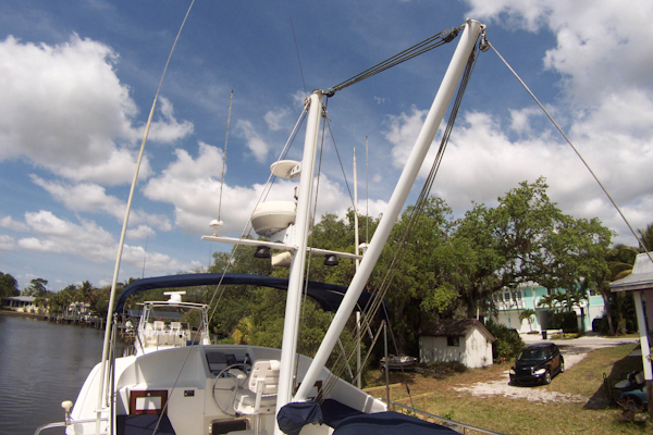 Kadey-Krogen-Trawler 1999-LINDA K Stuart-Florida-United States-Radar Mast and Tender Electric Hoist-2476047