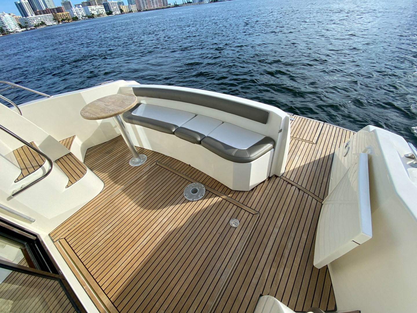Prestige-400 2014-AU Sunny Isles Beach-Florida-United States-2478348 | Thumbnail