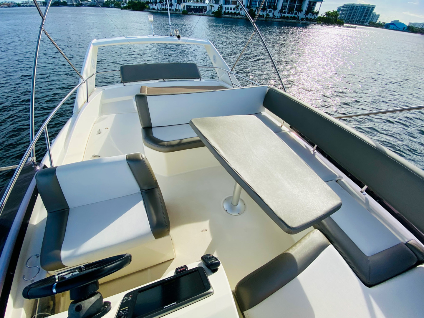 Prestige-400 2014-AU Sunny Isles Beach-Florida-United States-2478356 | Thumbnail