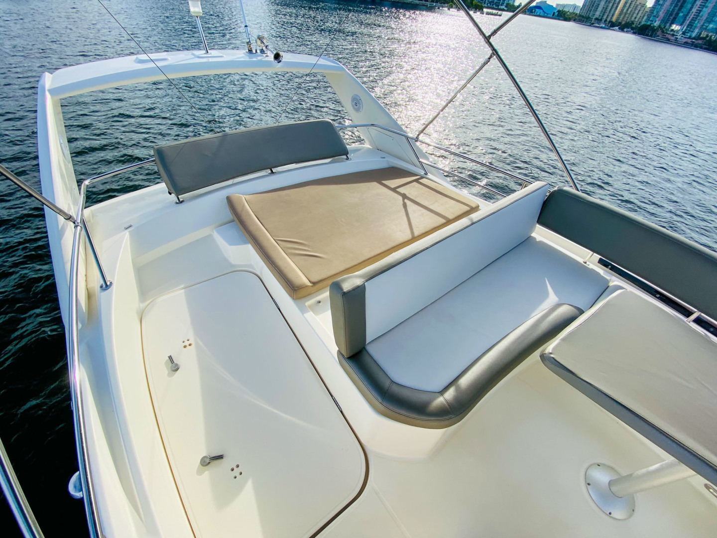 Prestige-400 2014-AU Sunny Isles Beach-Florida-United States-2478353 | Thumbnail