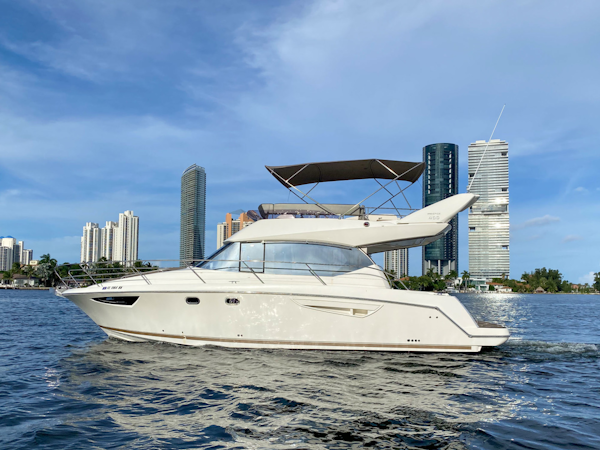 Prestige-400 2014-AU Sunny Isles Beach-Florida-United States-2478344