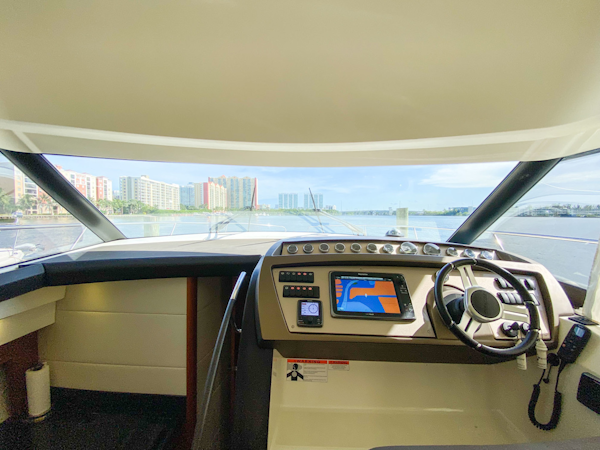 Prestige-400 2014-AU Sunny Isles Beach-Florida-United States-2478332