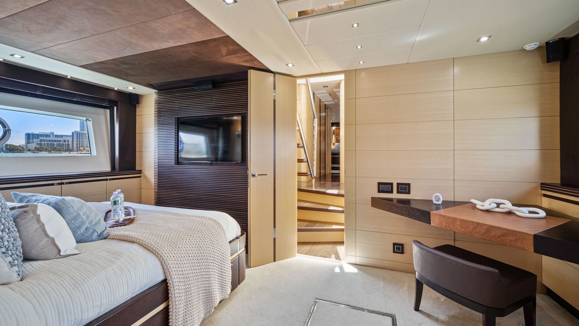 Sunseeker-80 Predator 2013-Woodever Miami Beach-Florida-United States-3268575 | Thumbnail