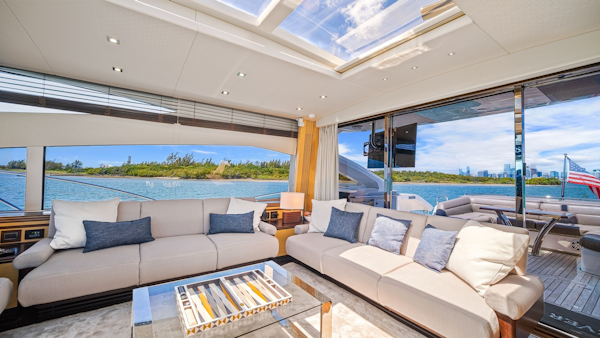 Sunseeker-80 Predator 2013-Woodever Miami Beach-Florida-United States-3268562