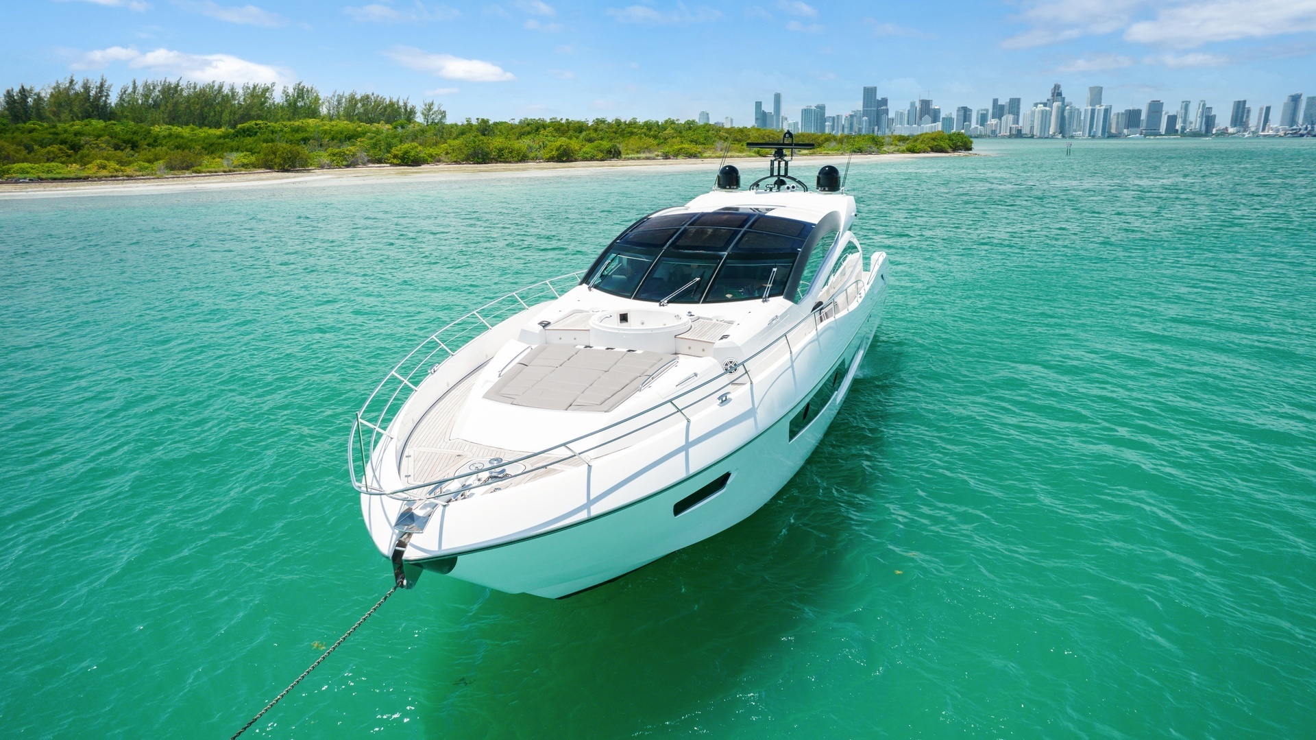 Sunseeker-80 Predator 2013-Woodever Miami Beach-Florida-United States-3268544 | Thumbnail