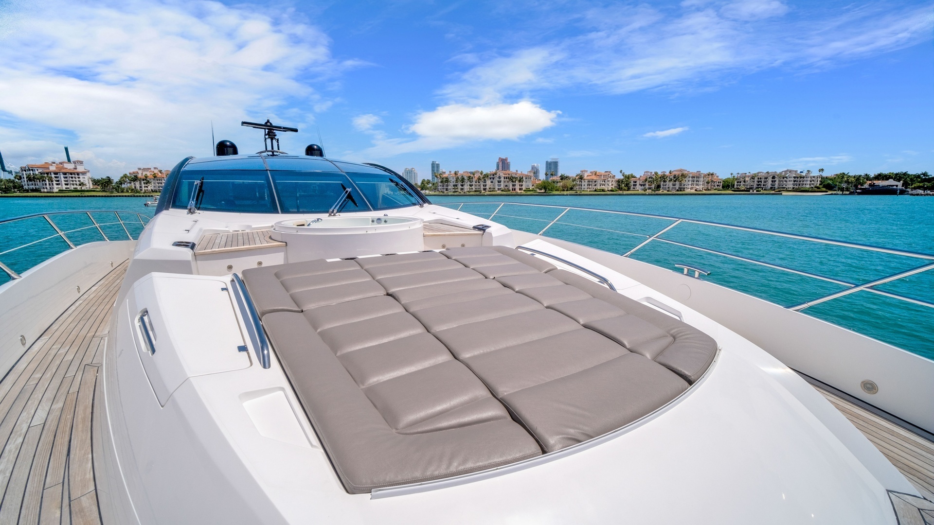 Sunseeker-80 Predator 2013-Woodever Miami Beach-Florida-United States-3268549 | Thumbnail