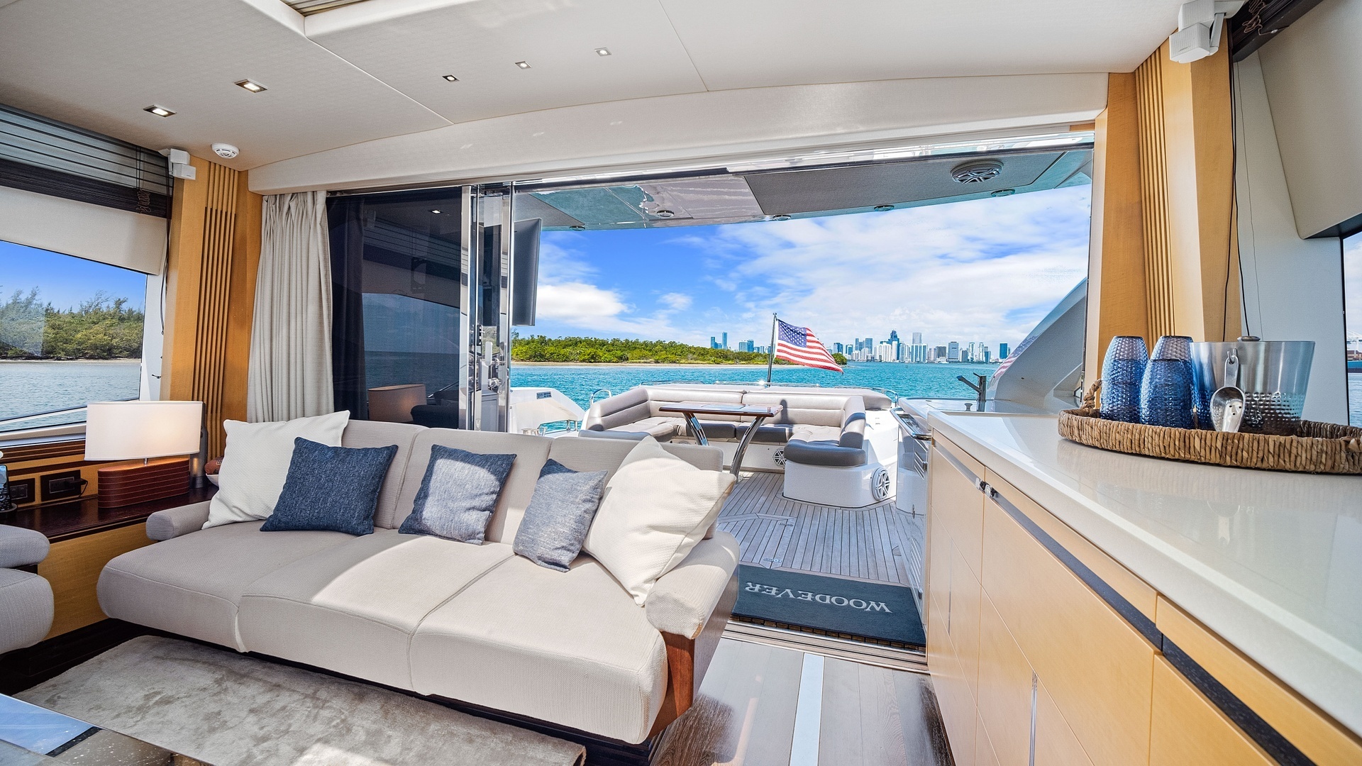 Sunseeker-80 Predator 2013-Woodever Miami Beach-Florida-United States-3268559 | Thumbnail