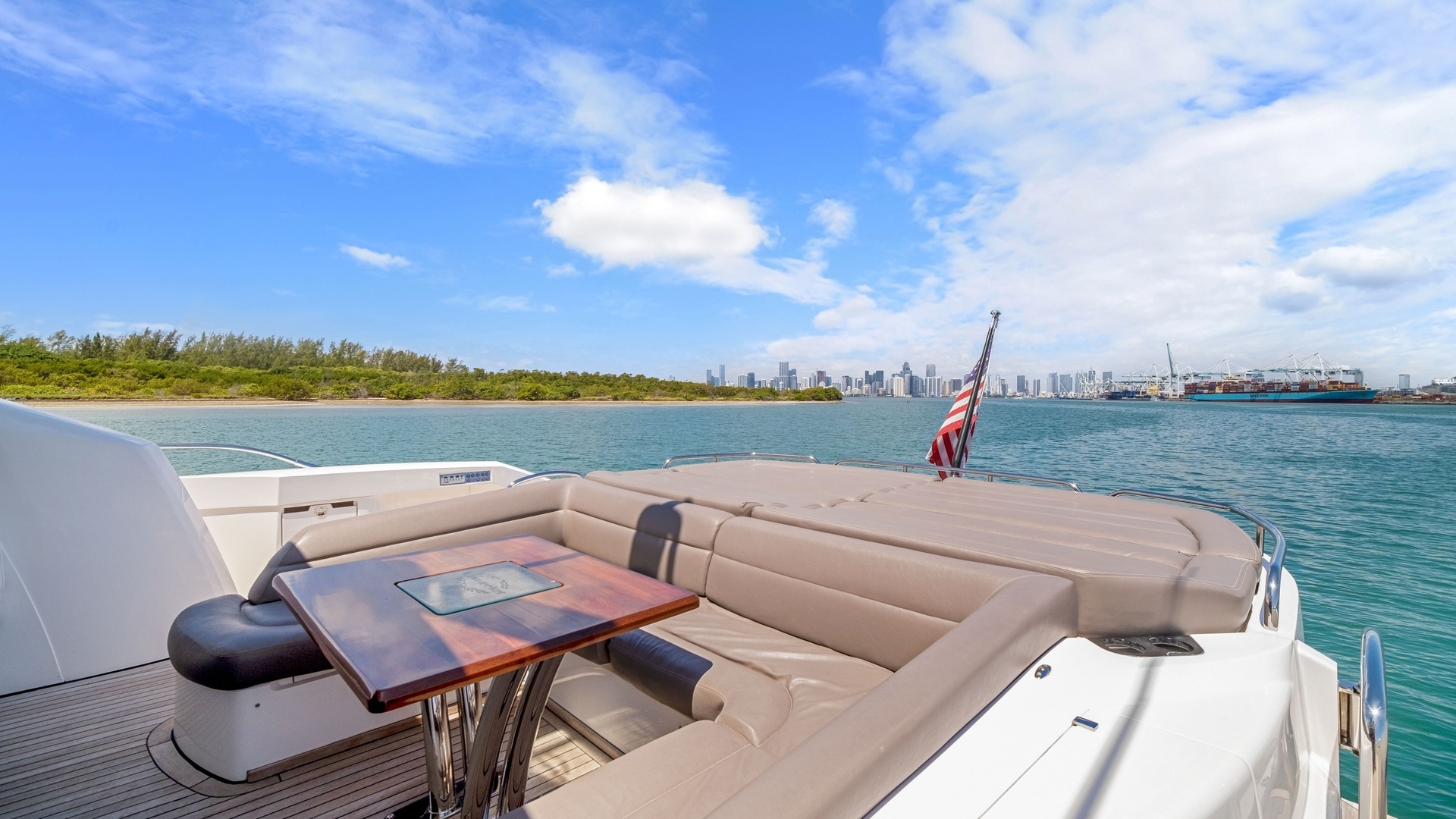 Sunseeker-80 Predator 2013-Woodever Miami Beach-Florida-United States-3268555 | Thumbnail