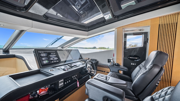 Sunseeker-80 Predator 2013-Woodever Miami Beach-Florida-United States-3268569