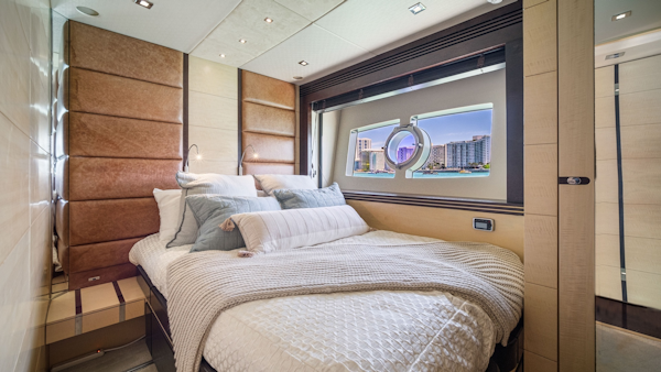 Sunseeker-80 Predator 2013-Woodever Miami Beach-Florida-United States-3268579