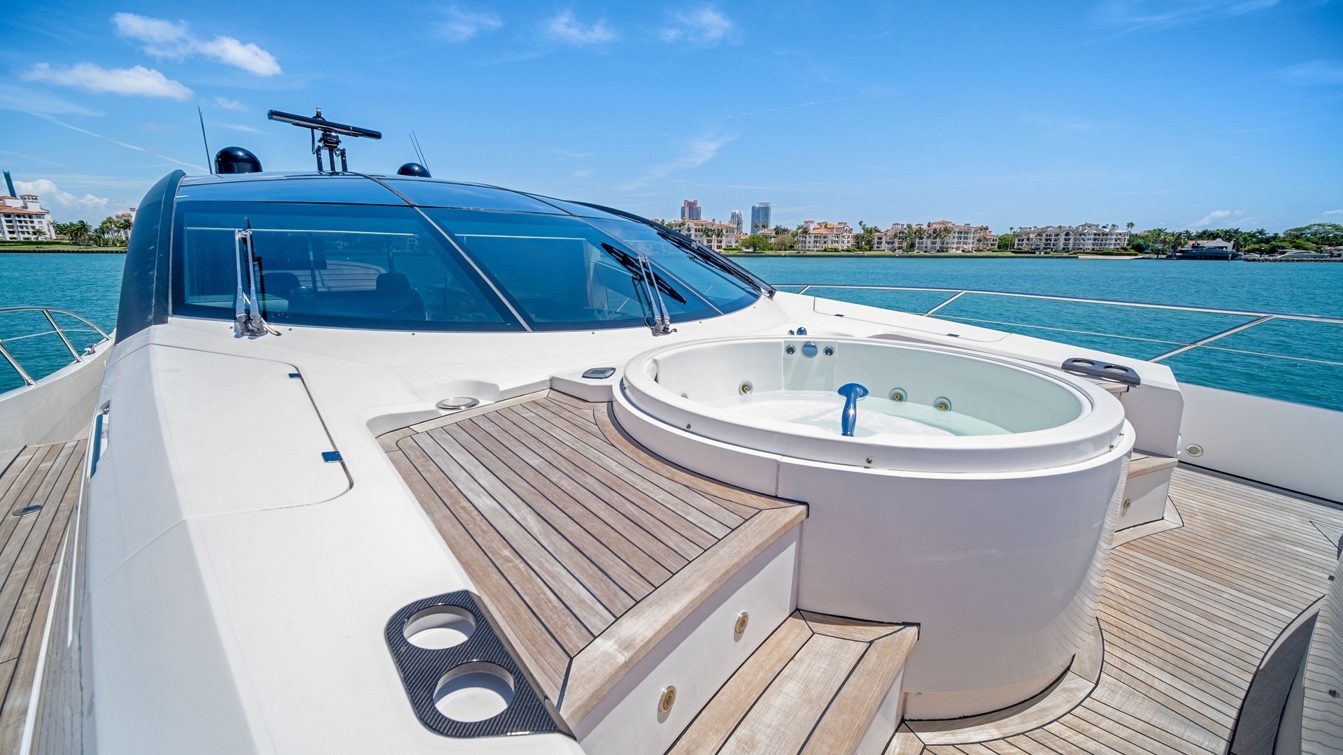 Sunseeker-80 Predator 2013-Woodever Miami Beach-Florida-United States-3268551 | Thumbnail