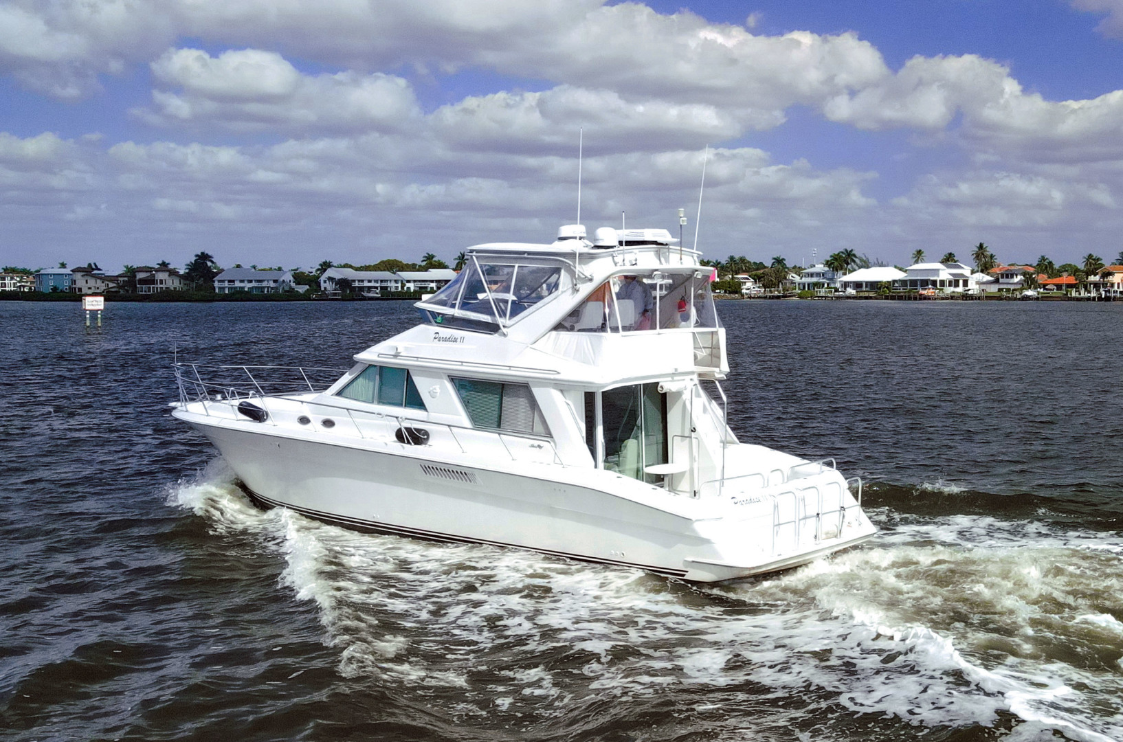 Sea Ray-Sedan Bridge 1995-Paradise II Naples-Florida-United States-Port Aft-2603431 | Thumbnail