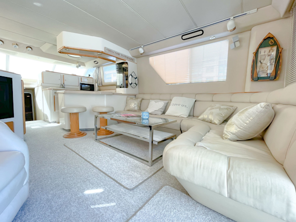 Sea Ray-Sedan Bridge 1995-Paradise II Naples-Florida-United States-Large Comfortable Sofa on Starboard Side-2603389