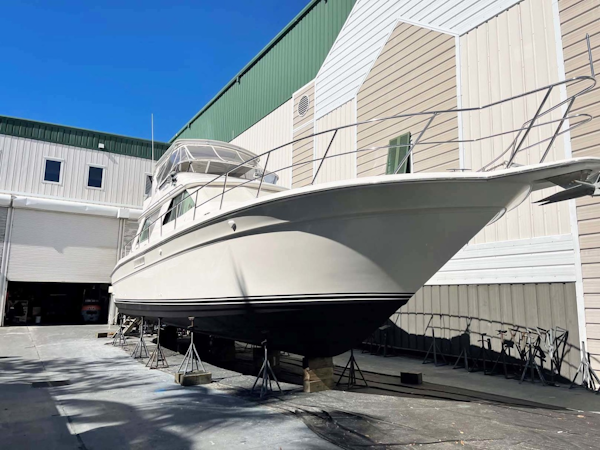 Sea Ray-Sedan Bridge 1995-Paradise II Naples-Florida-United States-Starboard Bow On The Hard-2915640