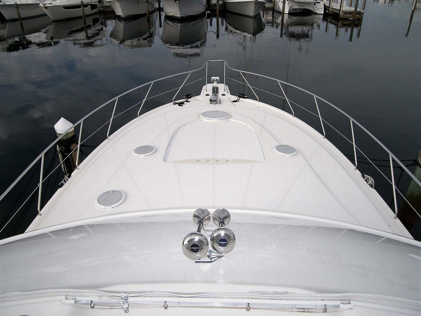 Silverton-48 Convertible 2005-About Time Sarasota-Florida-United States-Foredeck-2750011 | Thumbnail