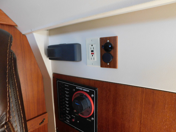 Mainship-390 Trawler 2001-Penguins Paradise Merritt Island-Florida-United States-Battery Switch-3153964