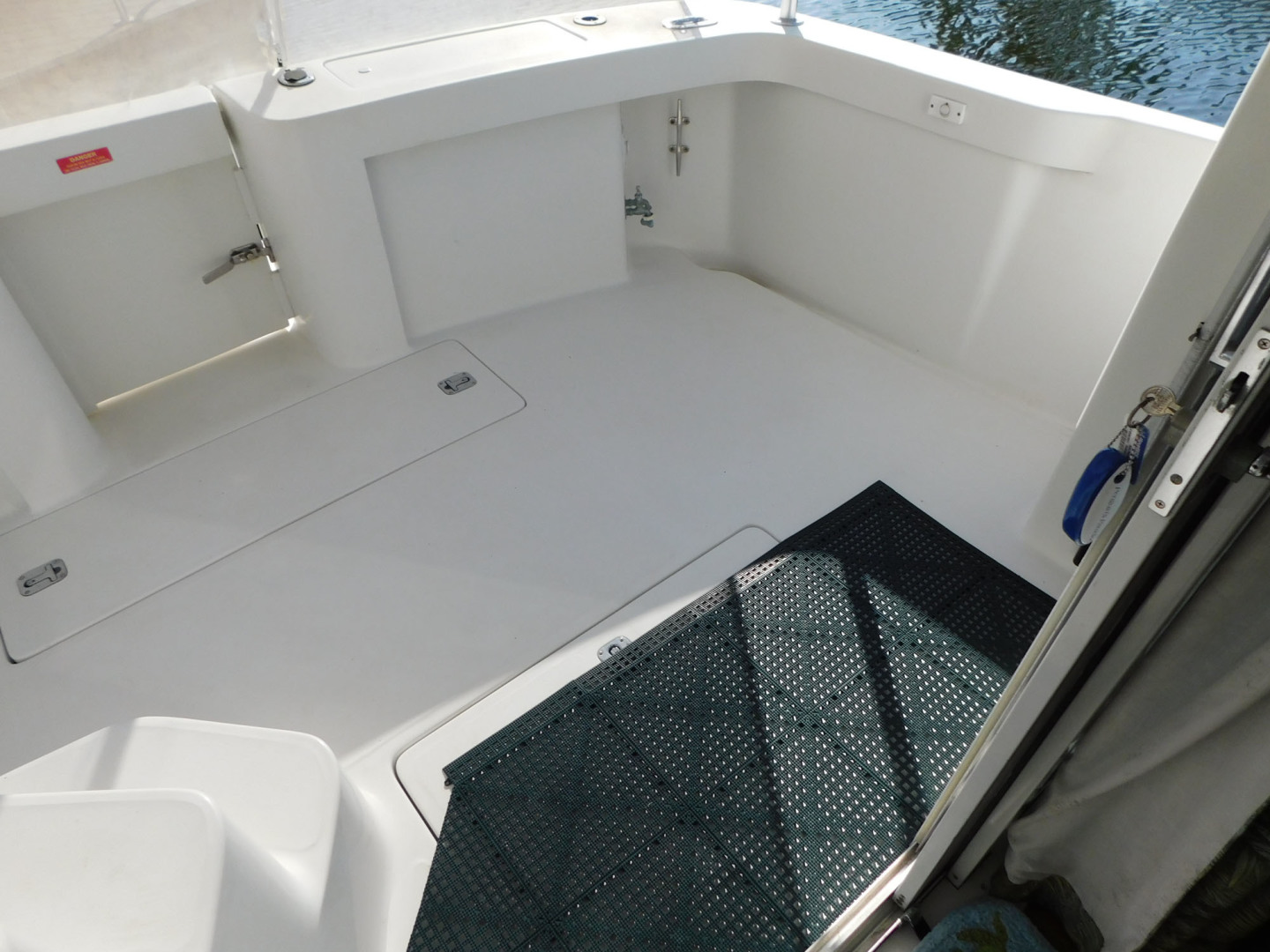Mainship-390 Trawler 2001-Penguins Paradise Merritt Island-Florida-United States-Aft Stairs-3153987 | Thumbnail