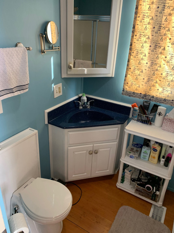 Lakeview-Houseboat 2006-Paradise Found Providence-Rhode Island-United States-Vanity-3162079