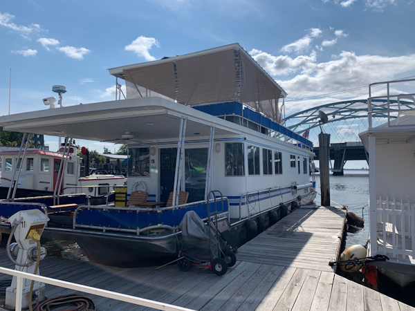 Lakeview-Houseboat 2006-Paradise Found Providence-Rhode Island-United States-Starboard Aft Quarter-3162058