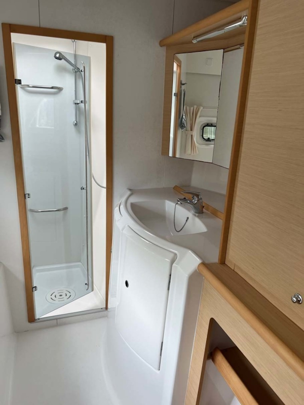 Lagoon-420 Owners Version Hybrid Sailing Cat 2008-Glory BE Ft. Lauderdale-Florida-United States-3167273