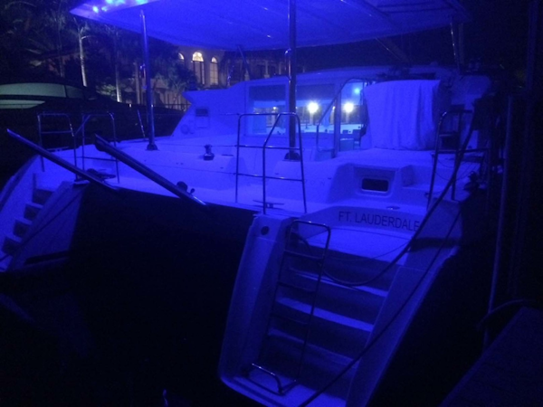 Lagoon-420 Owners Version Hybrid Sailing Cat 2008-Glory BE Ft. Lauderdale-Florida-United States-3167252