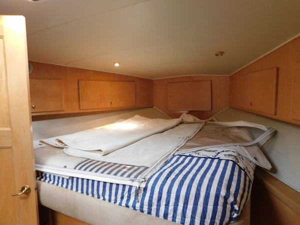 Navigator-4200 Classic Pilothouse 1997 -Melbourne-Florida-United States-Island Double Berth-3166542