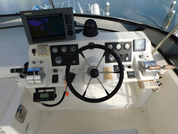Navigator-4200 Classic Pilothouse 1997 -Melbourne-Florida-United States-Flybridge Helm-3166553