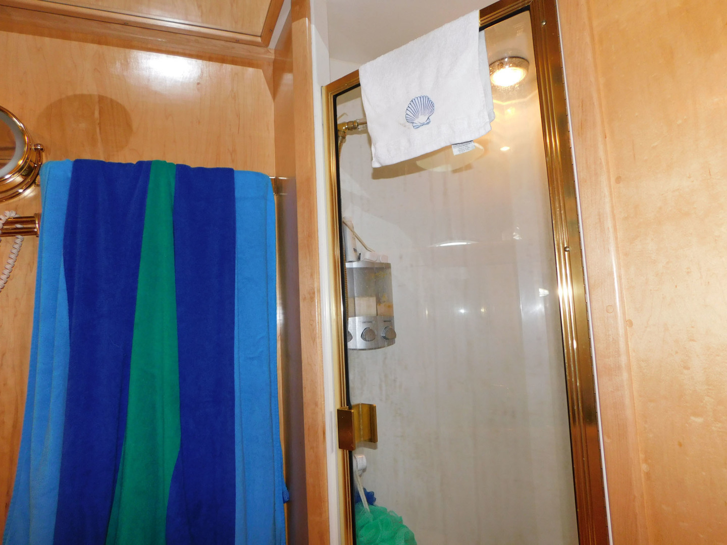 Navigator-4200 Classic Pilothouse 1997 -Melbourne-Florida-United States-Master Shower-3166540 | Thumbnail