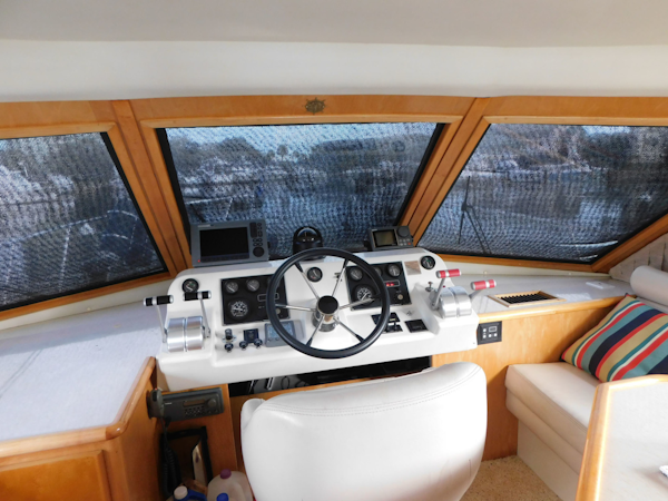 Navigator-4200 Classic Pilothouse 1997 -Melbourne-Florida-United States-Lower Helm Station-3166529