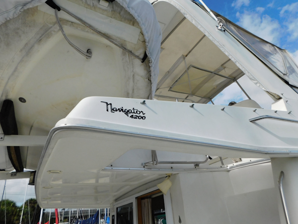 Navigator-4200 Classic Pilothouse 1997 -Melbourne-Florida-United States-Zodiac Tender With Tohatsu 4 Stroke-3166552