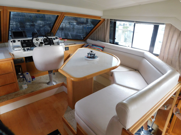 Navigator-4200 Classic Pilothouse 1997 -Melbourne-Florida-United States-Dining-3166526