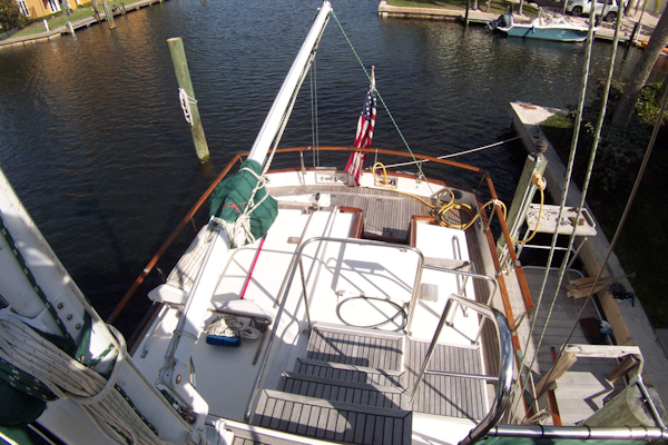 Grand Banks-42 Classic 1989-STARPATH Hobe Sound-Florida-United States-View Aft From Upper Deck-3168858
