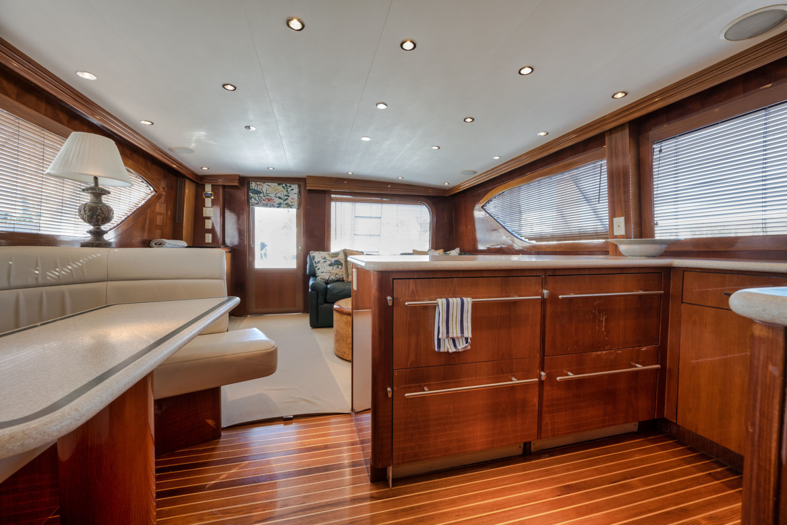 Hatteras-60 Convertible 2000-Mango Moon Coral Gables-Florida-United States-Teak And Holly Flooring-3178463 | Thumbnail