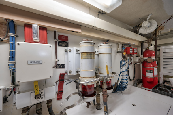 Hatteras-60 Convertible 2000-Mango Moon Coral Gables-Florida-United States-Engine Room To Starboard-3178509