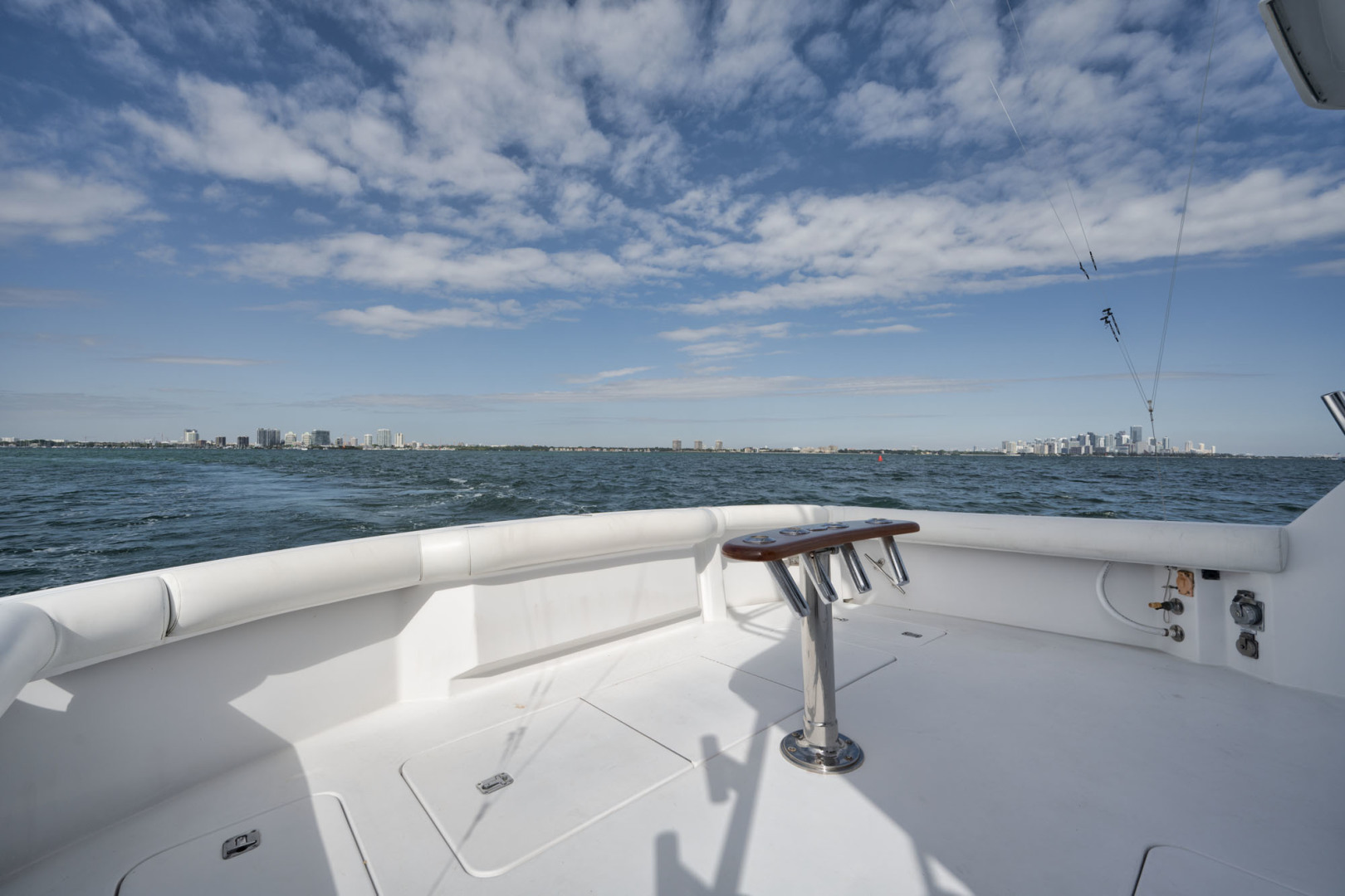 Hatteras-60 Convertible 2000-Mango Moon Coral Gables-Florida-United States-Cockpit Rocket Launcher-3178501 | Thumbnail