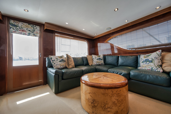 Hatteras-60 Convertible 2000-Mango Moon Coral Gables-Florida-United States-Salon L-Shaped Leather Sofa, Reupholstered 2017-3178458