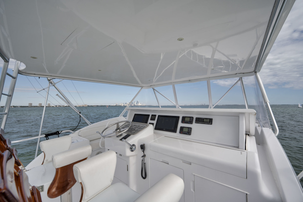 Hatteras-60 Convertible 2000-Mango Moon Coral Gables-Florida-United States-Flybridge Helm-3178488
