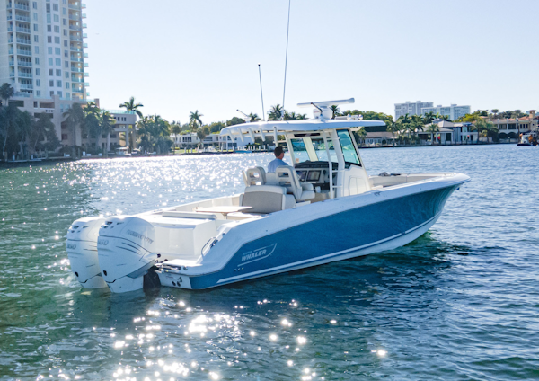 Boston Whaler-330 Outrage 2016 -Fort Lauderdale-Florida-United States-Starboard Aft Quarter-3179627