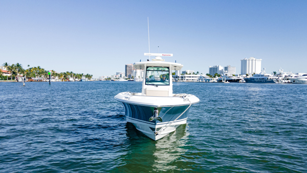 Boston Whaler-330 Outrage 2016 -Fort Lauderdale-Florida-United States-Bow-3179600