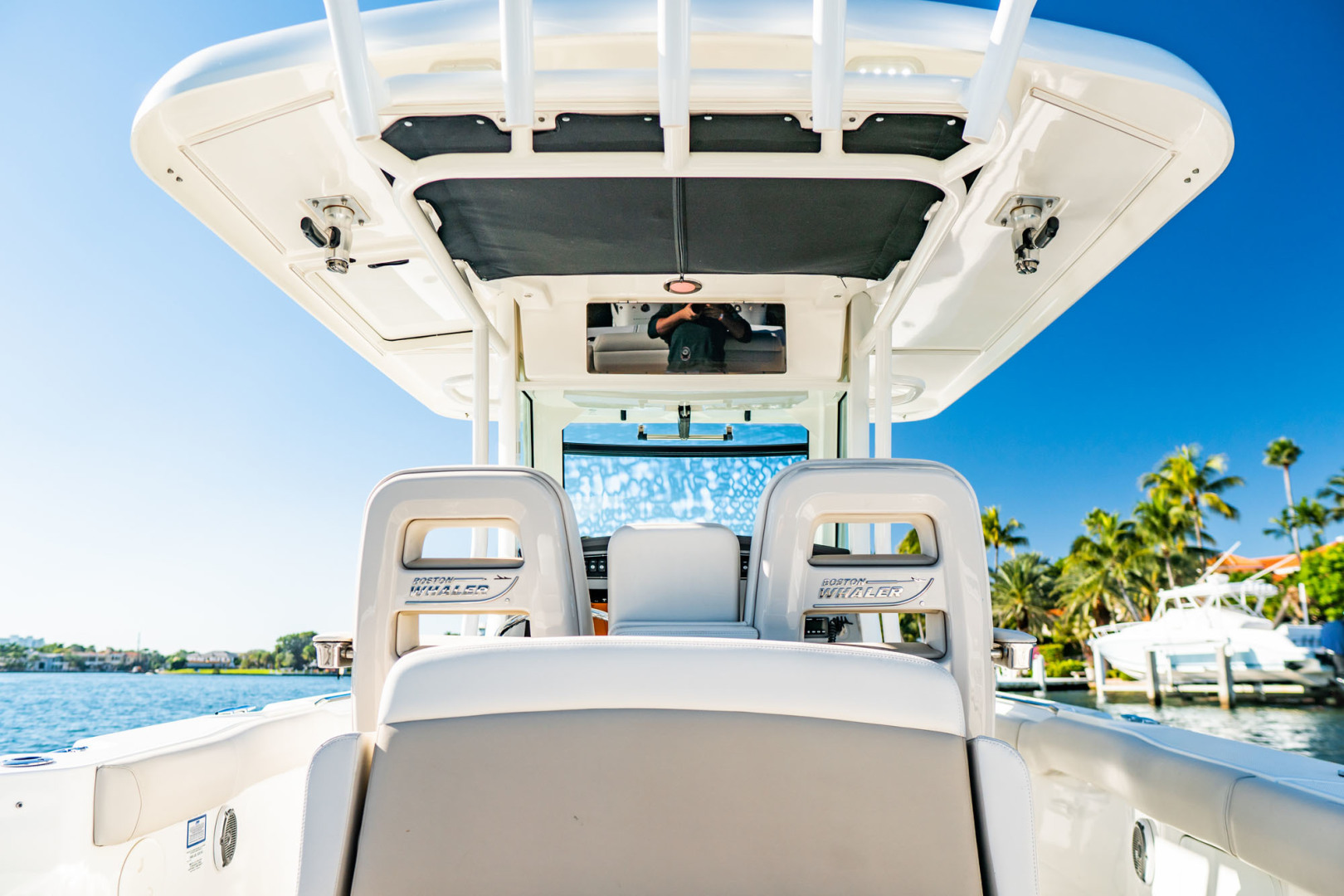 Boston Whaler-330 Outrage 2016 -Fort Lauderdale-Florida-United States-Hardtop-3179614 | Thumbnail
