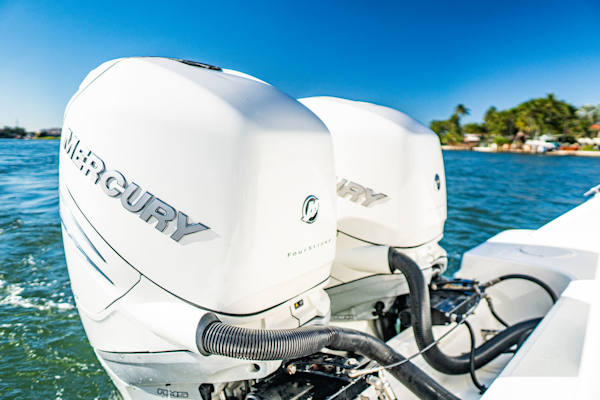 Boston Whaler-330 Outrage 2016 -Fort Lauderdale-Florida-United States-Twin Mercury Verados 350 HP-3179624
