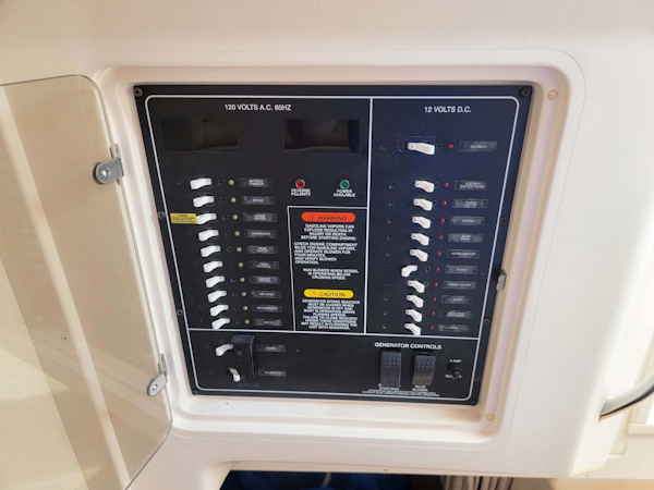 Grady-White-330 Express 2005 -Tavernier-Florida-United States-Power Panel-3192420