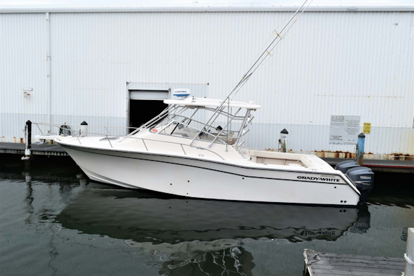 Grady-White-330 Express 2005 -Tavernier-Florida-United States-Port Side On The Water-3192434